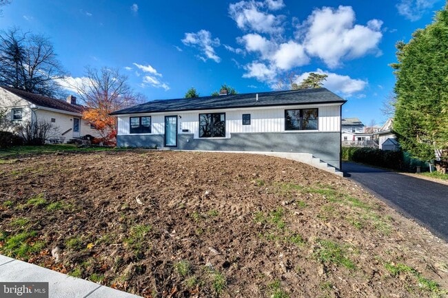 property at 308 Lenox Rd