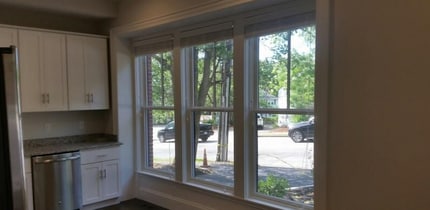 2044 Beacon St, Unit #2 in Waban, MA - Foto de edificio - Building Photo
