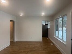 19371 Shadyside St in Livonia, MI - Building Photo - Building Photo