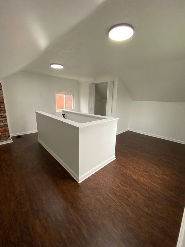 property at 924 Excelsior St