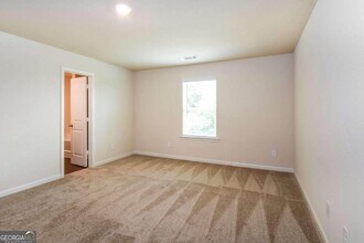 132 Innis Brk Cir in Cartersville, GA - Building Photo - Building Photo