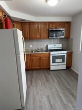 29270 Tessmer Ct in Madison Heights, MI - Building Photo - Building Photo