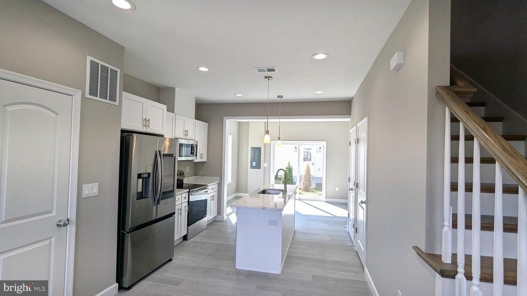 2251 Papermill Rd in Winchester, VA - Building Photo