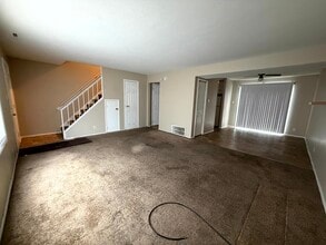 2808 Hickory Rd in Mishawaka, IN - Building Photo - Building Photo