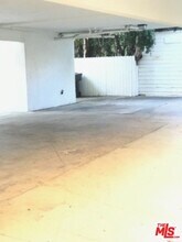 226 S Gale Dr-Unit -B in Beverly Hills, CA - Building Photo - Building Photo