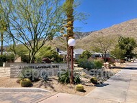 261 E La Verne Way in Palm Springs, CA - Building Photo - Building Photo