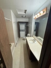 7301 Woburn Cir in Anchorage, AK - Building Photo - Building Photo