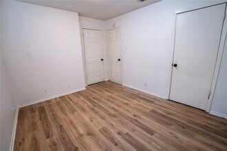 10209 Brownie Dr in Austin, TX - Building Photo - Building Photo