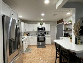 6500 SW 4th St in Pembroke Pines, FL - Building Photo - Building Photo