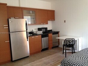 1127 Euclid Ave in Miami Beach, FL - Building Photo - Building Photo