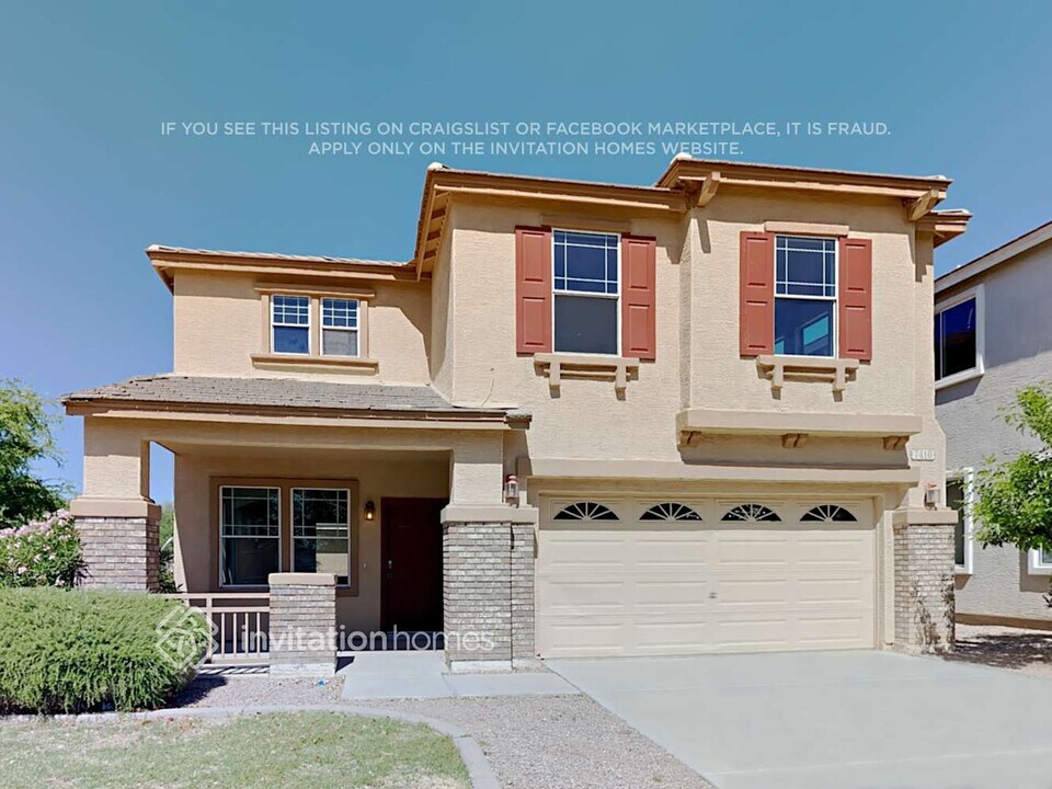 7410 S 39th Dr in Phoenix, AZ - Building Photo