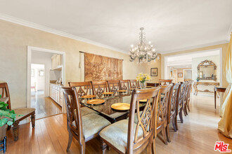 1148 Coldwater Canyon Dr in Beverly Hills, CA - Building Photo - Building Photo