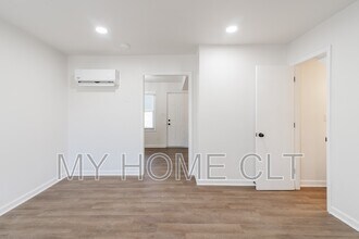 931 Cantwell St in Charlotte, NC - Building Photo - Building Photo