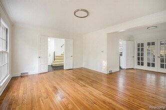 26085 Humber St in Huntington Woods, MI - Foto de edificio - Building Photo