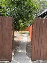 158 N Canyon Blvd in Monrovia, CA - Building Photo - Building Photo