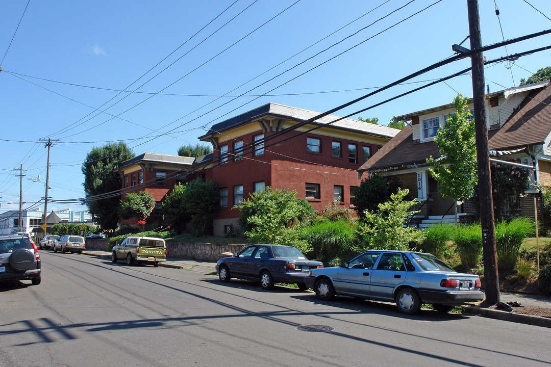 1030 NE 31ST Ave in Portland, OR - Building Photo