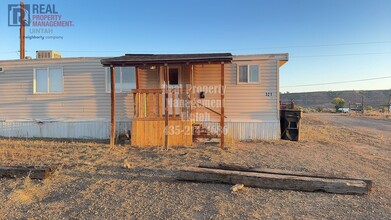 321 Bryon Dr in Roosevelt, UT - Building Photo - Building Photo