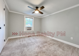 708 E Gladstone Ave in Richmond, VA - Building Photo - Building Photo