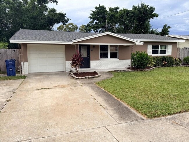 8514 108th St N in Seminole, FL - Building Photo - Building Photo
