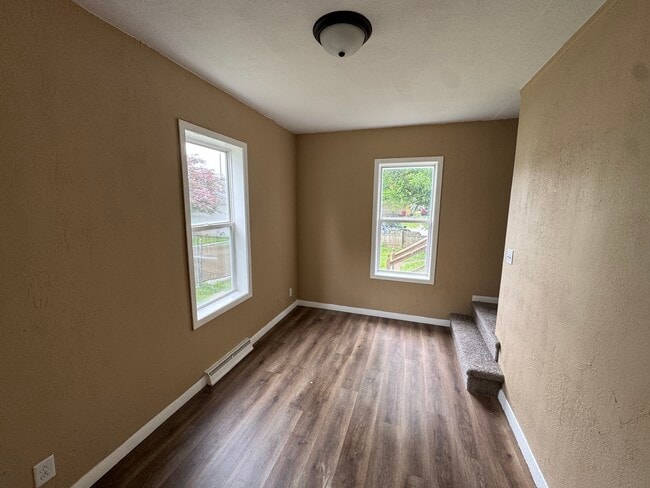 1909 10th St in Moline, IL - Building Photo - Building Photo