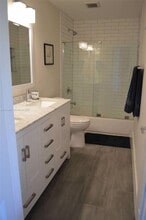 4708 SW 67th Ave in Miami, FL - Building Photo - Building Photo