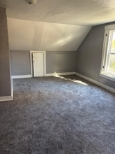 1935 SW Lincoln St in Topeka, KS - Foto de edificio - Building Photo