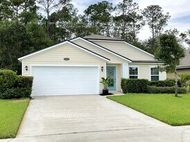 375 Samara Lakes Pkwy in St. Augustine, FL - Building Photo