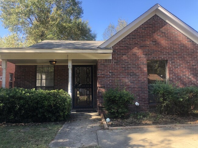 property at 6813 Maury Dr