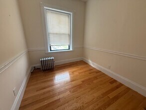 504 Beacon St, Unit 45 in Boston, MA - Building Photo - Building Photo