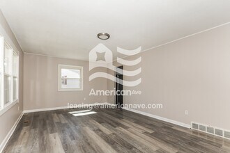 2195 Mountview Cir in Dayton, OH - Building Photo - Building Photo