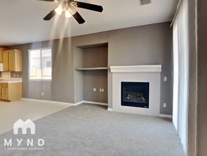 5945 Caddington Way in Sacramento, CA - Building Photo - Building Photo