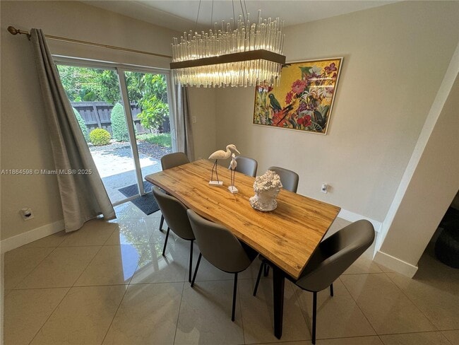 146 Ponce de Leon in Coral Gables, FL - Building Photo - Building Photo