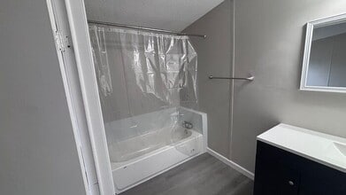 1900 Harper Dr in Atchison, KS - Building Photo - Building Photo