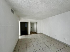 8275 SW 152nd Ave in Miami, FL - Building Photo - Building Photo