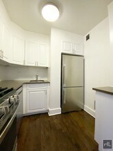 EAST 63 STREET in New York, NY - Building Photo - Building Photo