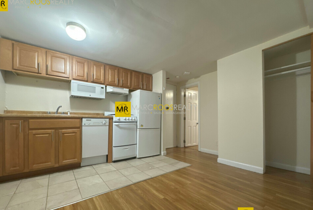 25 Brighton Ave, Unit C in Boston, MA - Building Photo