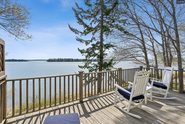 property at 44 Maquoit Dr