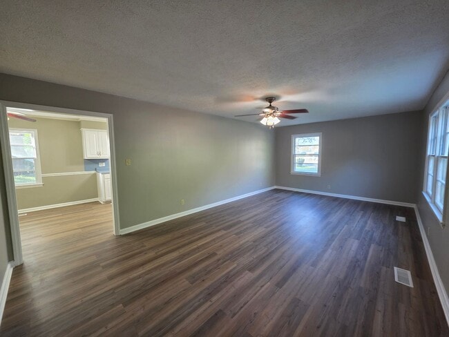 1405 Shawnee Dr in Hopkinsville, KY - Building Photo - Building Photo