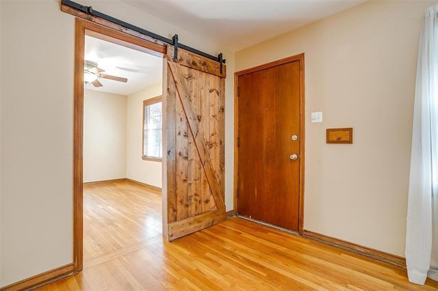 604 Monticello Dr in Fort Worth, TX - Foto de edificio - Building Photo