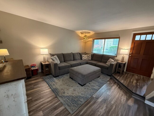 2648 Alpine Blvd in Alpine, CA - Building Photo - Building Photo