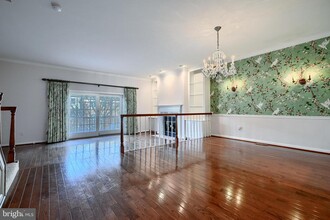 11829 Sherbourne Dr in Timonium, MD - Building Photo - Building Photo