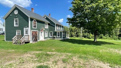 61 Hastings Rd in Southwick, MA - Building Photo - Building Photo