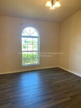 250 Highland Meadows Ct in Davenport, FL - Building Photo - Building Photo