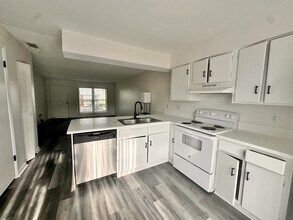 1842 Caralee Blvd in Orlando, FL - Building Photo - Building Photo
