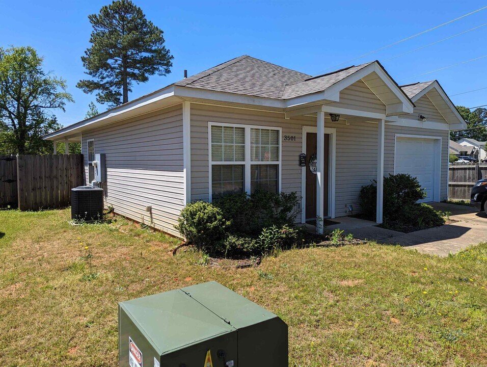3501 Terrace Hill Ct in Benton, AR - Building Photo