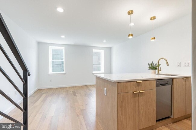 507 W Dauphin St in Philadelphia, PA - Building Photo - Building Photo