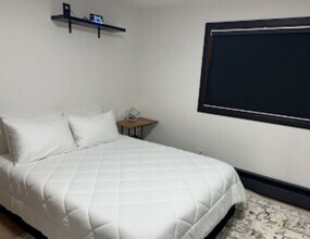 651 Chena Hot Springs Rd in Fairbanks, AK - Building Photo - Building Photo