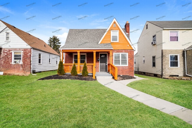 1468 E Whittier St in Columbus, OH - Building Photo - Building Photo