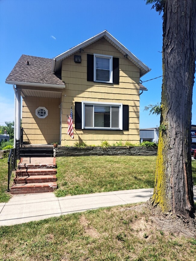 property at 257 Winton Rd