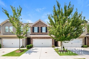 519 Trickum Hill Dr in Lawrenceville, GA - Building Photo